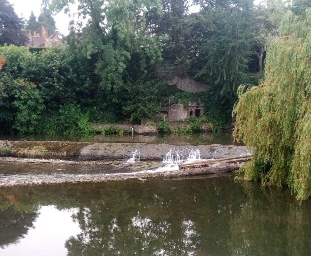 L Water at peace again (2)