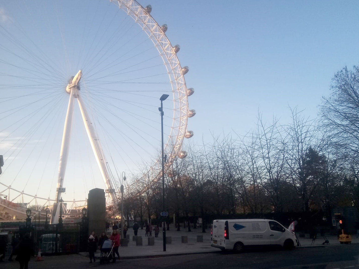 London-Eye-02